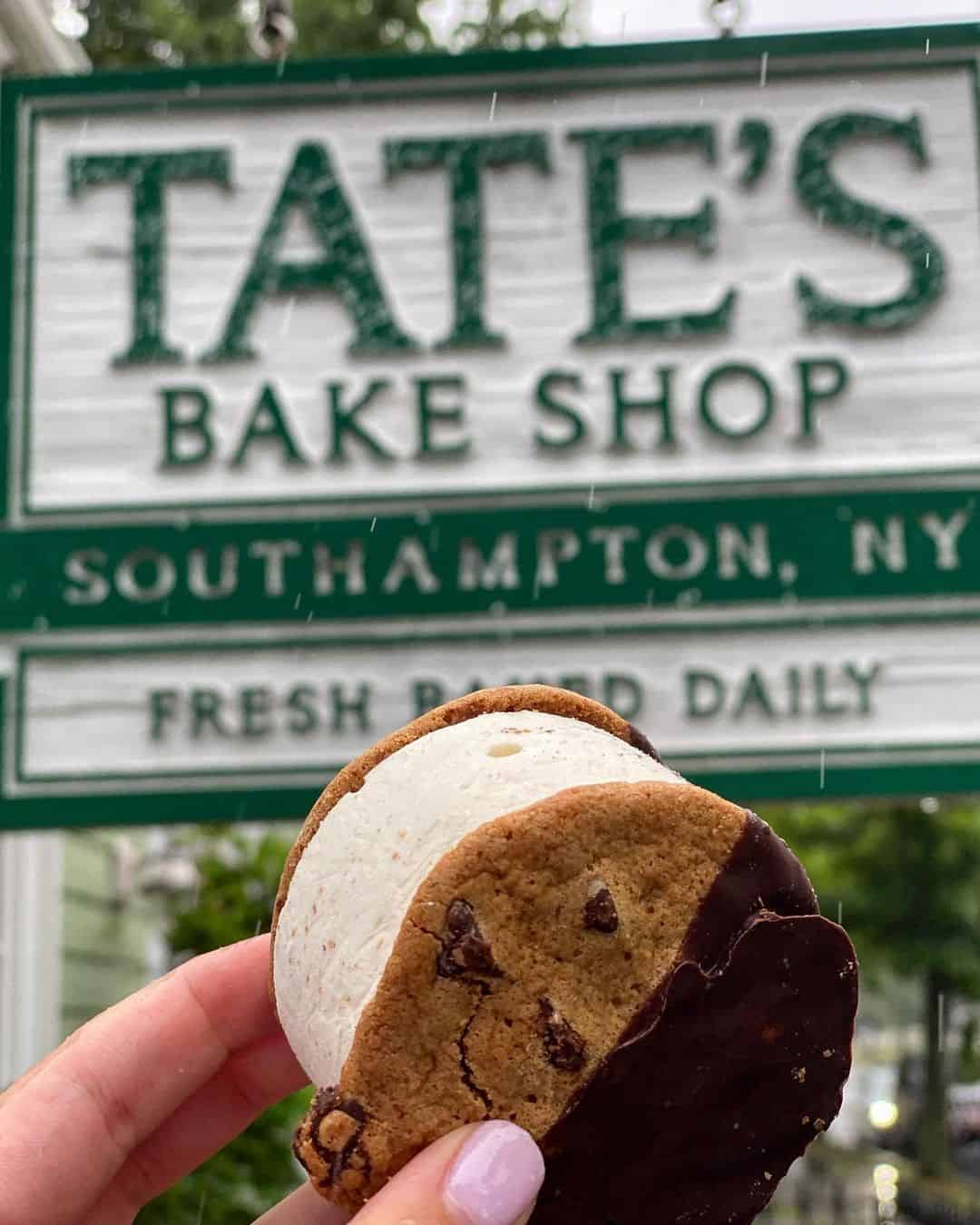 HAMPTONS SOCIAL’S ICE CREAM AND FROZEN YOGURT GUIDE HAMPTONS SOCIAL