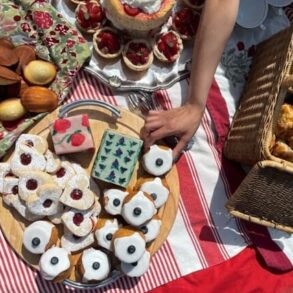Madeline The Baker’s Guide For Party
