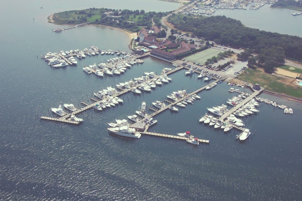 yacht clubs in the hamptons
